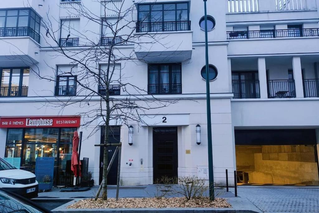 Lotus- 4 Min De Walt Disney-Arrivee Autonome-Parking Et Wifi Gratuit-Proche De Toutes Commodites 5Min De La Vallee Village Шеси Экстерьер фото
