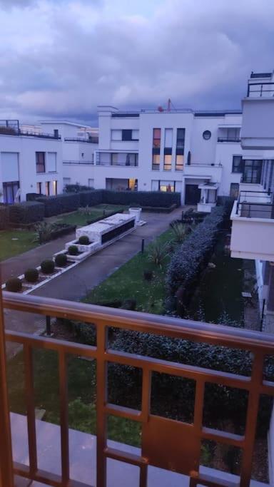 Lotus- 4 Min De Walt Disney-Arrivee Autonome-Parking Et Wifi Gratuit-Proche De Toutes Commodites 5Min De La Vallee Village Шеси Экстерьер фото